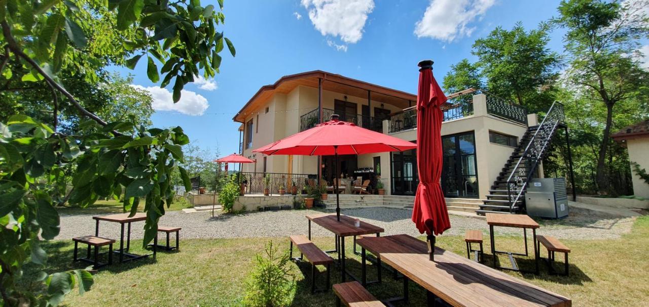 Lost Ridge Inn, Brewery&Ranch Signagi Exterior foto